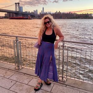 Meet your Posher, Elizabeth